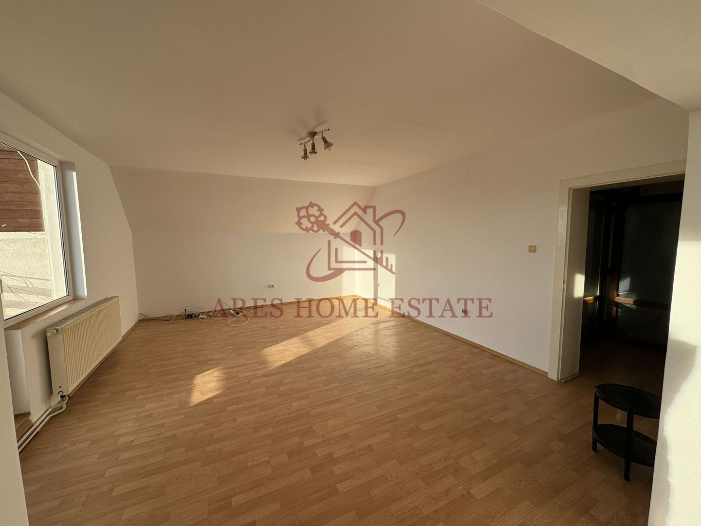 Casă 7 camere de vânzare/închiriere Izvin + anexă 90 mp- Comision 0 - Poză 17