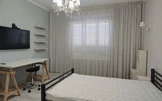 Apartament 3 camere la casa ,ultracentral, 550 E neg. Comision 50% - Poză 5