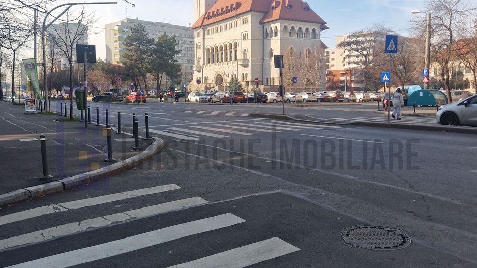 Spatiu comercial, open space, pana la 230 m², vestiar si dusuri in locatie - Poză 1