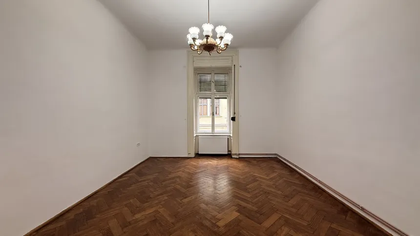 Apartament 2 camere – Piața Unirii, Timișoara Etaj 1 — fotografia 3