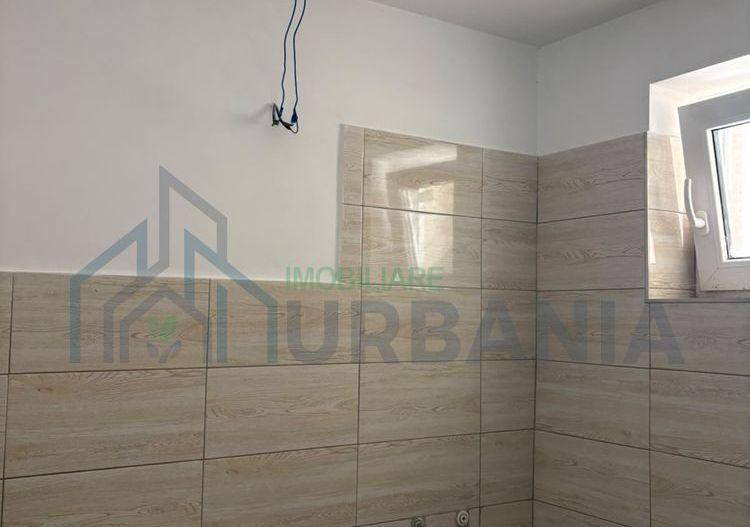 Apartament complet renovat, 3 camere, de vânzare în Carjoaia, comuna Cotnari, județul Iași - Poză 7
