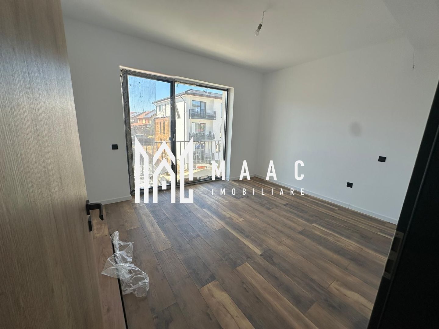 Apartament 3 camere de vânzare | Șelimbăr | curte 40 mp - Poză 2