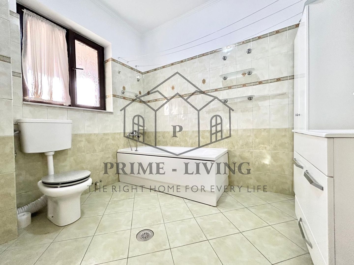 APARTAMENT SPATIOS CU 4 CAMERE LA INCHIRIERE LANGA PARCUL HERATSRAU - Poză 11