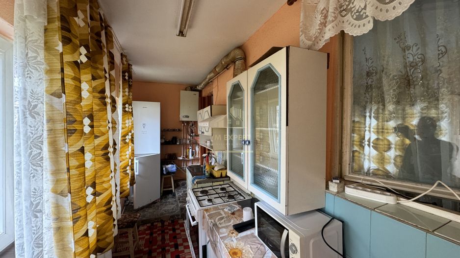 APARTAMENT 2 CAMERE PARTER CAMPULUNG - Poză 4