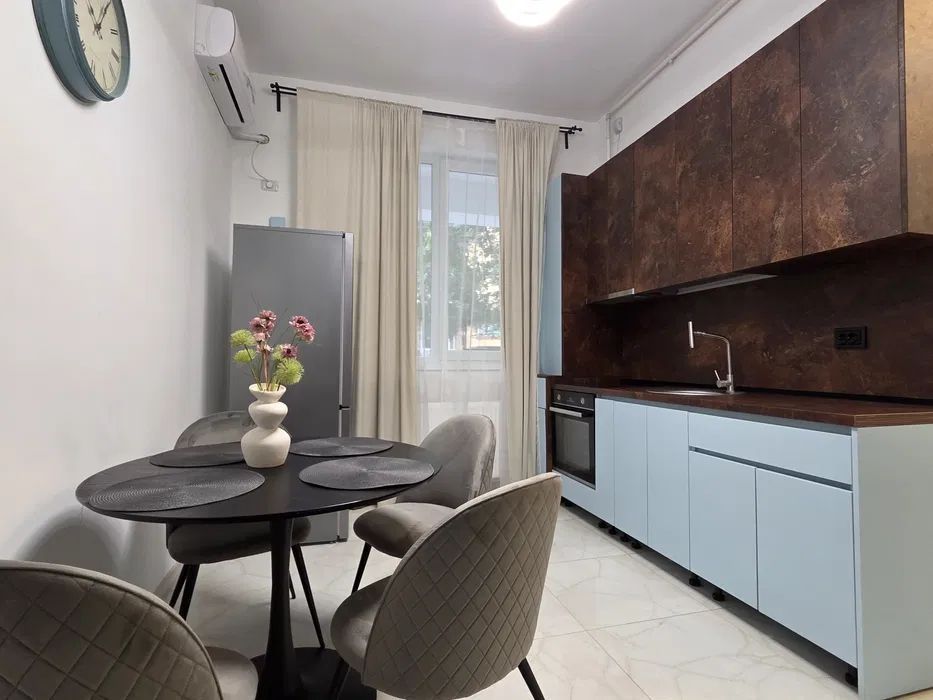 2 camere -Militari - Poză 2