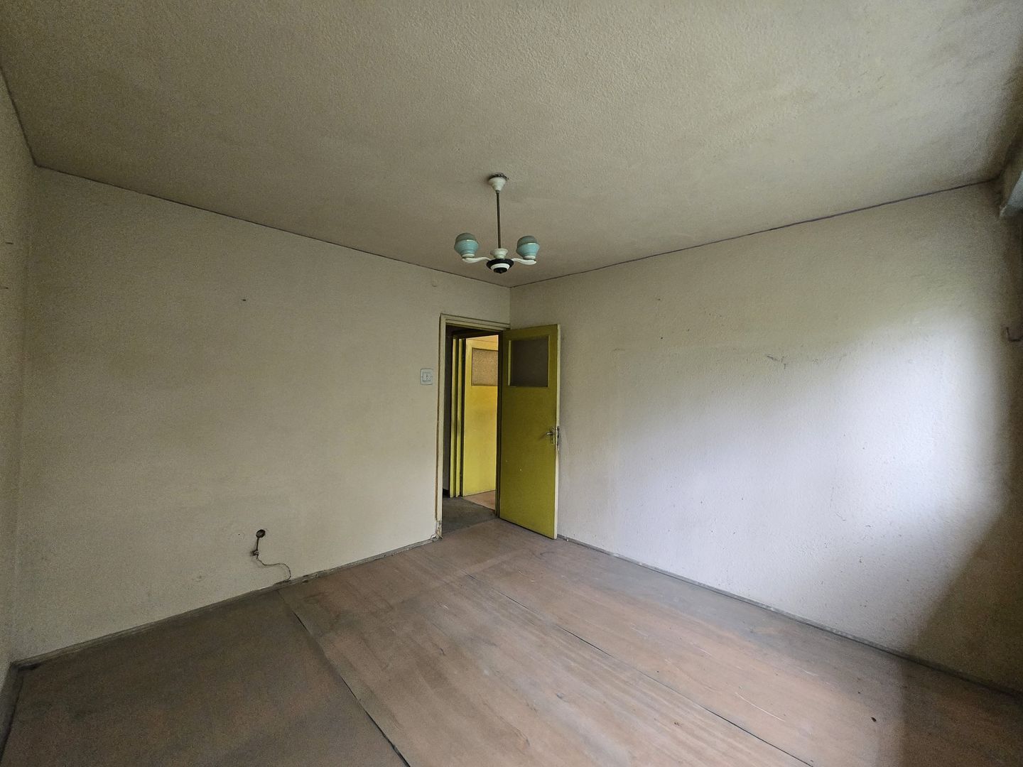 2 CAMERE ^ Plaza Romania ^ decomandat ^ baie cu geam ^ COMISION 0% ^ bloc tip P - Poză 4
