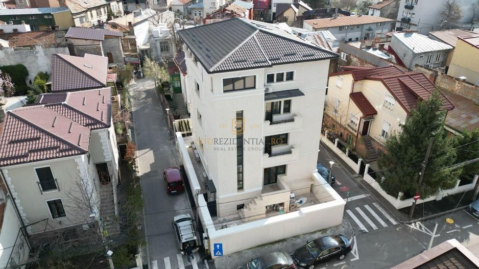 Clădire Premium D+P+3E cu Apartamente de Lux in centrul Bucurestiului - Poză 1