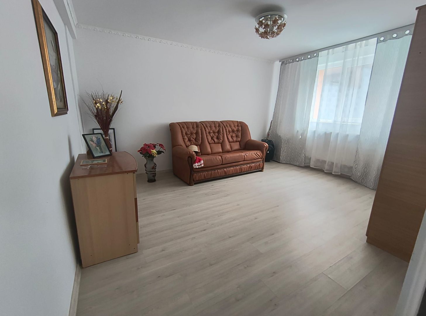 Camil Ressu- Ramnicu Sarat-adiacent- Fizicienilor curte+piscina - Poză 9