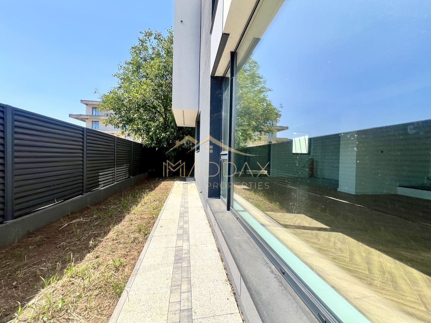 Vilă **6 camere  **451mp // Zona Iancu Nicolae - Poză 7