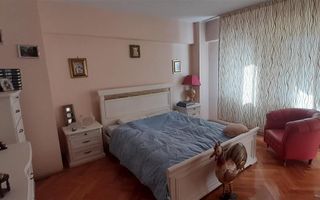 Apartament 3 camere cu scara interioara zona ultracentrala - Poză 9