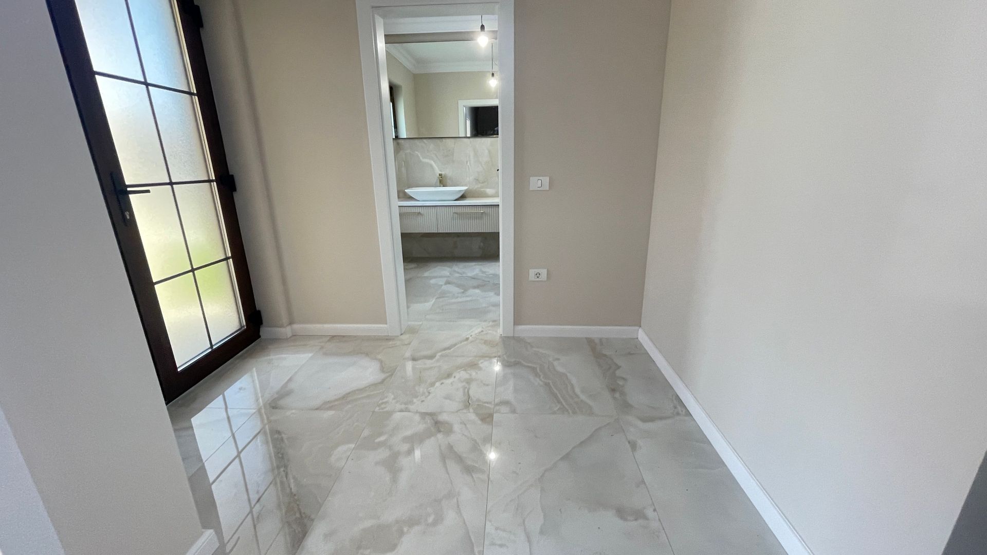 Duplex frumos si finisat modern in zona Mehala - Poză 4