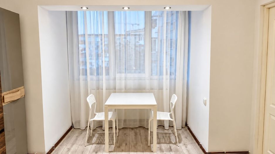 Spitalul Județean | 2 Camere | Centrală Proprie | Etaj Intermediar - Poză 4