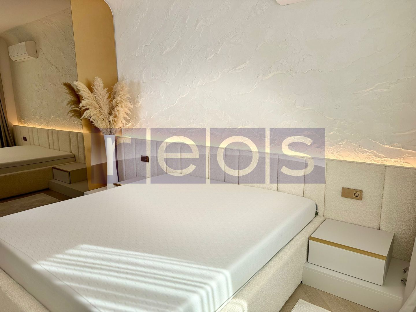 VANZARE CORTINA NORTH | 2 CAMERE|64 MP| LUX - Poză 16