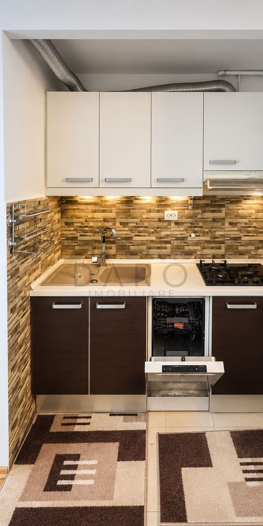 vand apartament 3 camere , Targu Mures Unirii - Poză 1