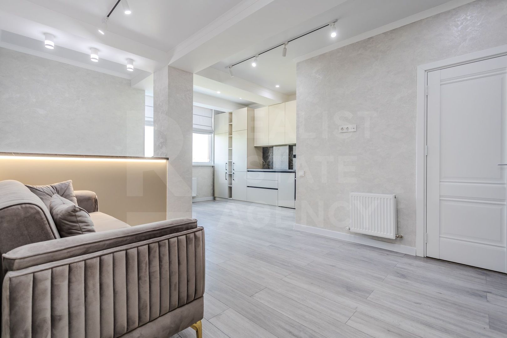 Vânzare, apartament, 2 camere, str. Nicolae Milescu Spătaru, Ciocana - Poză 3