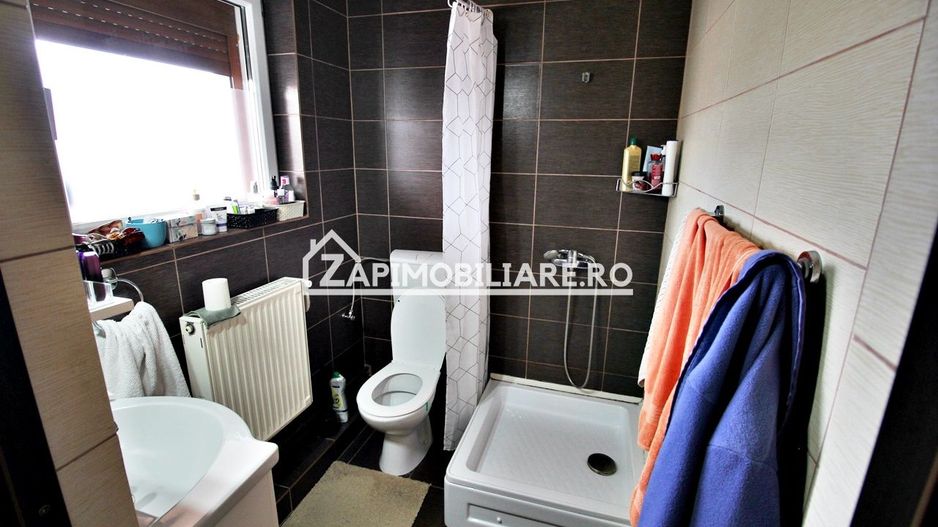 Casa 4 camere+spatiu comercial 420mp.6 bai,720mp teren - Poză 10