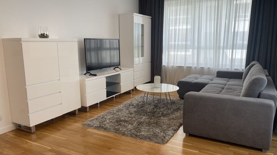 Inchiriez ap. 2 camere & loc parcare subteran - Luxuria - Poză 3