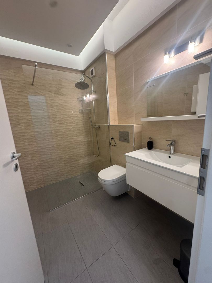 Apartament 2 camere de inchiriat Aviatiei Bloc Nou parcare centrala - Poză 7
