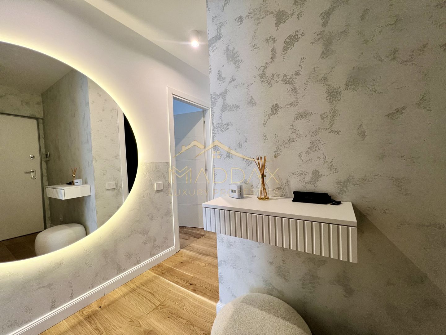 Apartament Lux 3 camere | Victoriei | *86mp* - Poză 2