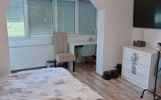 Apartament 3 camere decomandat cu centrala - Poză 4
