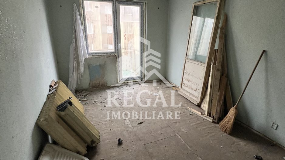 Apartament 2 camere, Micro 5/2 – etaj 2 - 38 mp - accept schimb - Poză 1