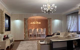 Casă de lux în Chișinău, de vânzare. Pe teren de 10,4 Ari. Telecentru. - Poză 4