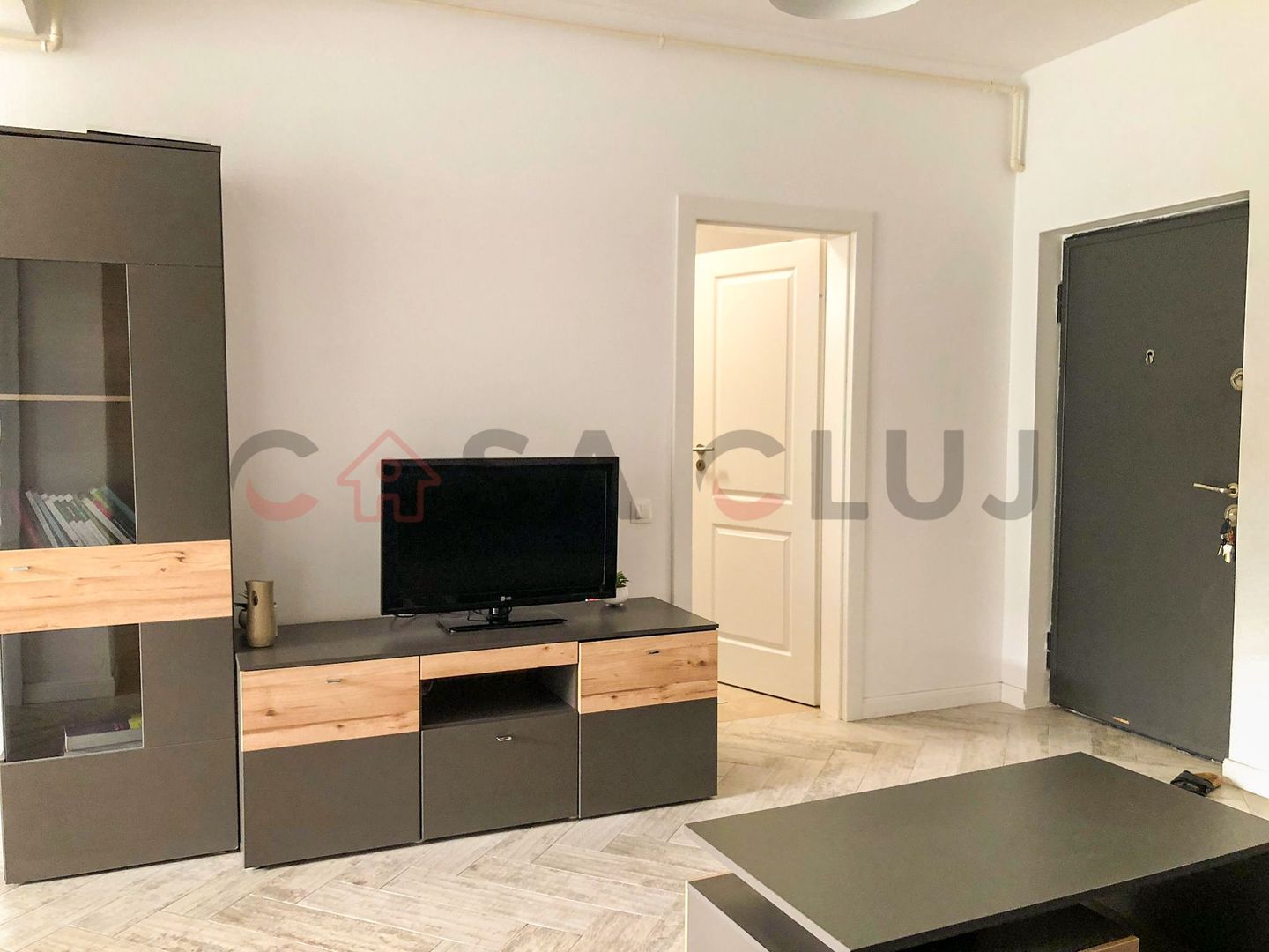 Zona Semicentrala - Modern, Etaj Intermediar, spatios - Poză 10