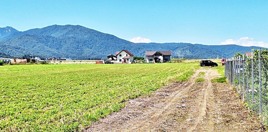 Sacele, teren intravilan 1386 mp, parau, priveliste superba, 45 euro/mp - Poză 11