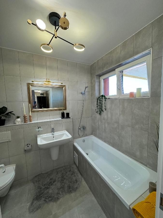 Lipovei | 2 Camere Elegante | Mobilat Complet | Decomandat. - Poză 16