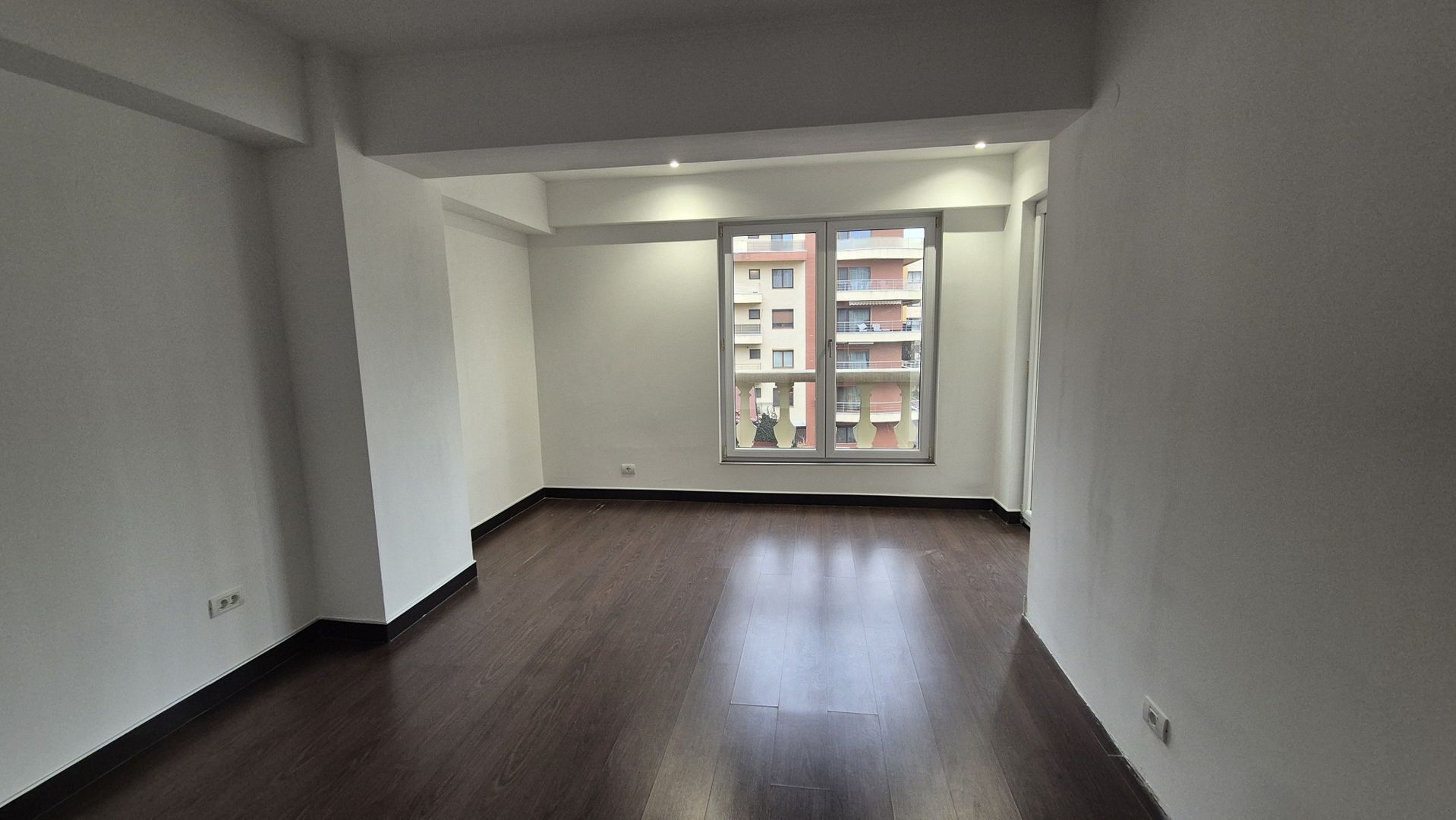 Apartament cu 3 camere 150,80 mp - Herastrau - Poză 4