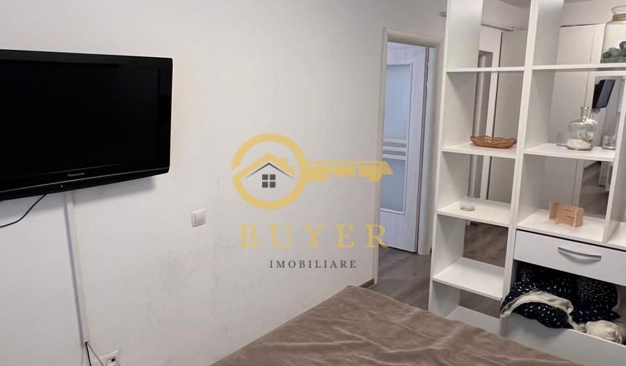Garsoniera pe Pictor Brana, Selimbar- Etaj 1, loc de parcare privat - Poză 6