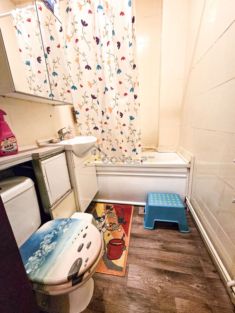 Vila individuala 6 camere Zona Ghencea Metrou Raul Doamnei Comision 0% - Poză 6