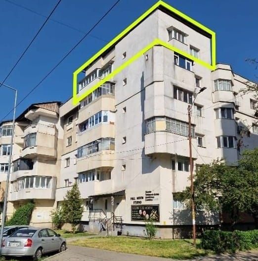 Apartament cu 3 camere de vânzare în zona Stefan cel Mare - Poză 2