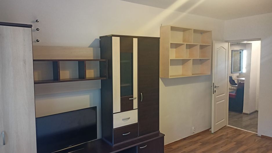 De inchiriat! Apartament 2 camere decomandate in Plopilor - Poză 12