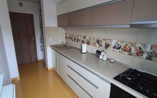 Vanzare Apartament 3 camere , 68 mp, renovat, vedere spate, Bd. Timișoara - Poză 2