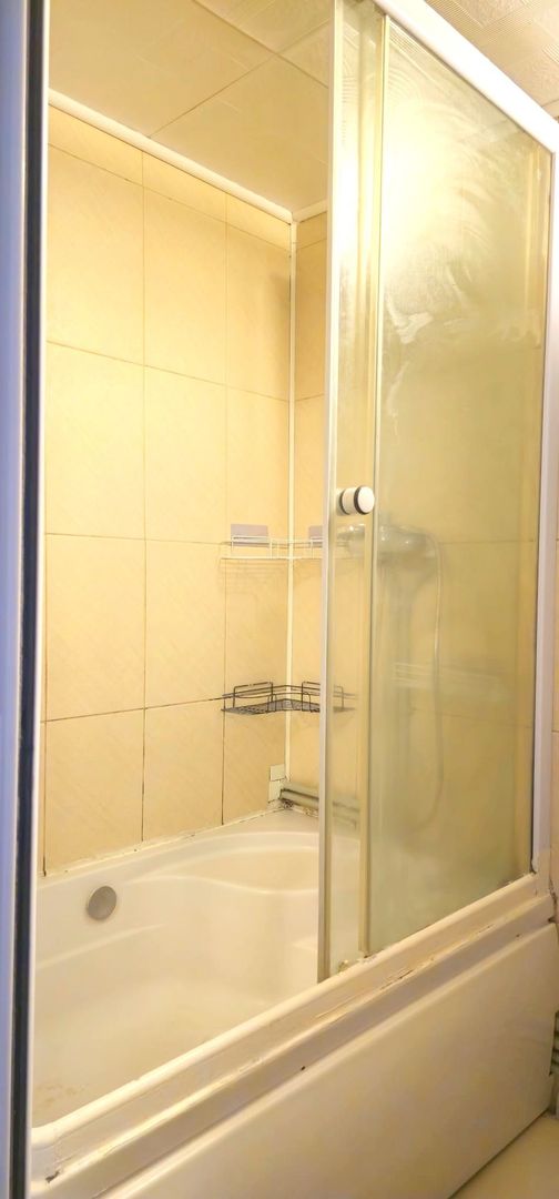 Apartament cu 2 camere la casa, 70 mp -   zona centrala - Poză 7