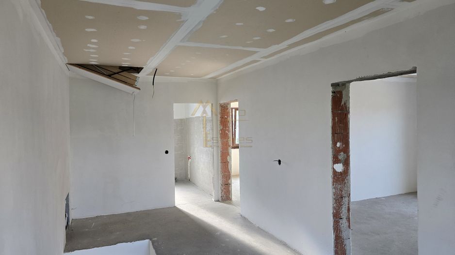 Martinesti, Duplex pe etaj, Suprafete generoase, Garaj dublu - Poză 10