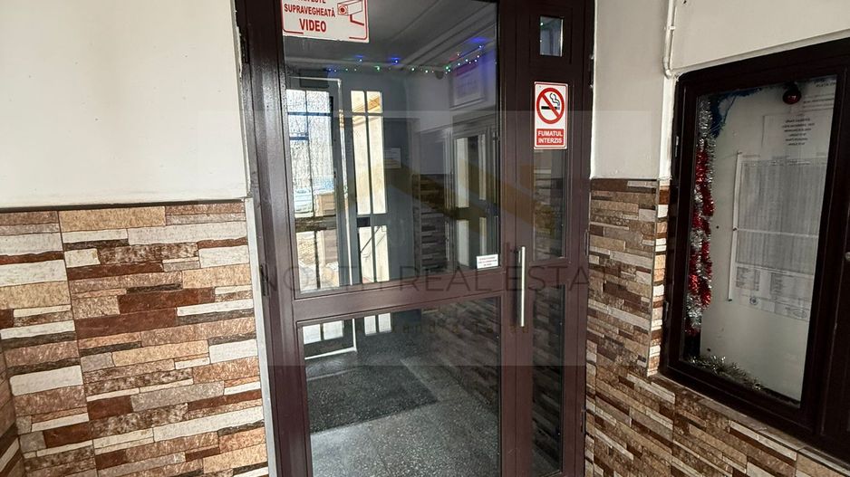 Apartament 2 camere de vânzare, Râul Doamnei, renovat complet, partial utilat - Poză 2