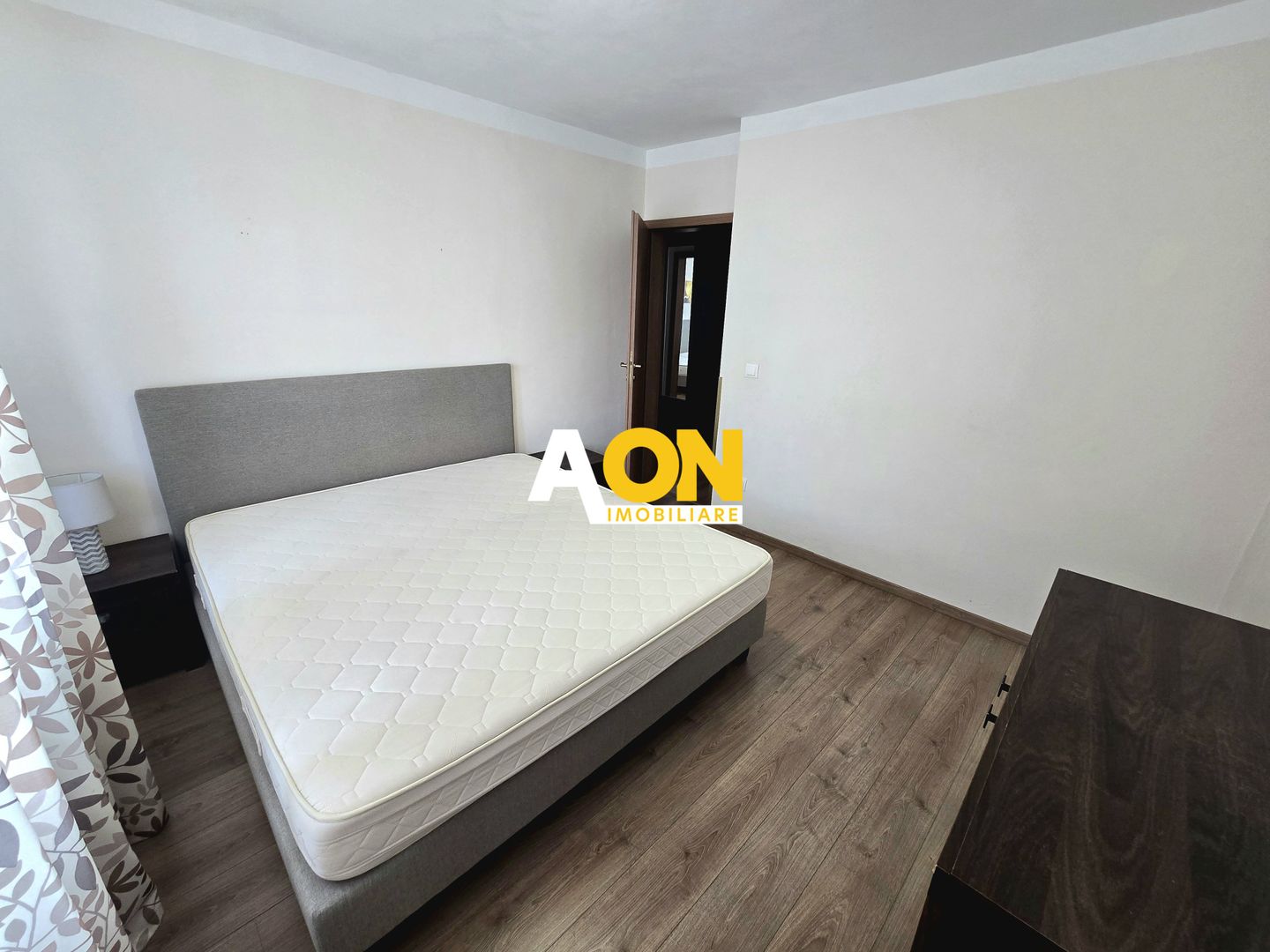Apartament cu 3 Camere, Bloc Nou, Lift, Zona Orhideea - Poză 3