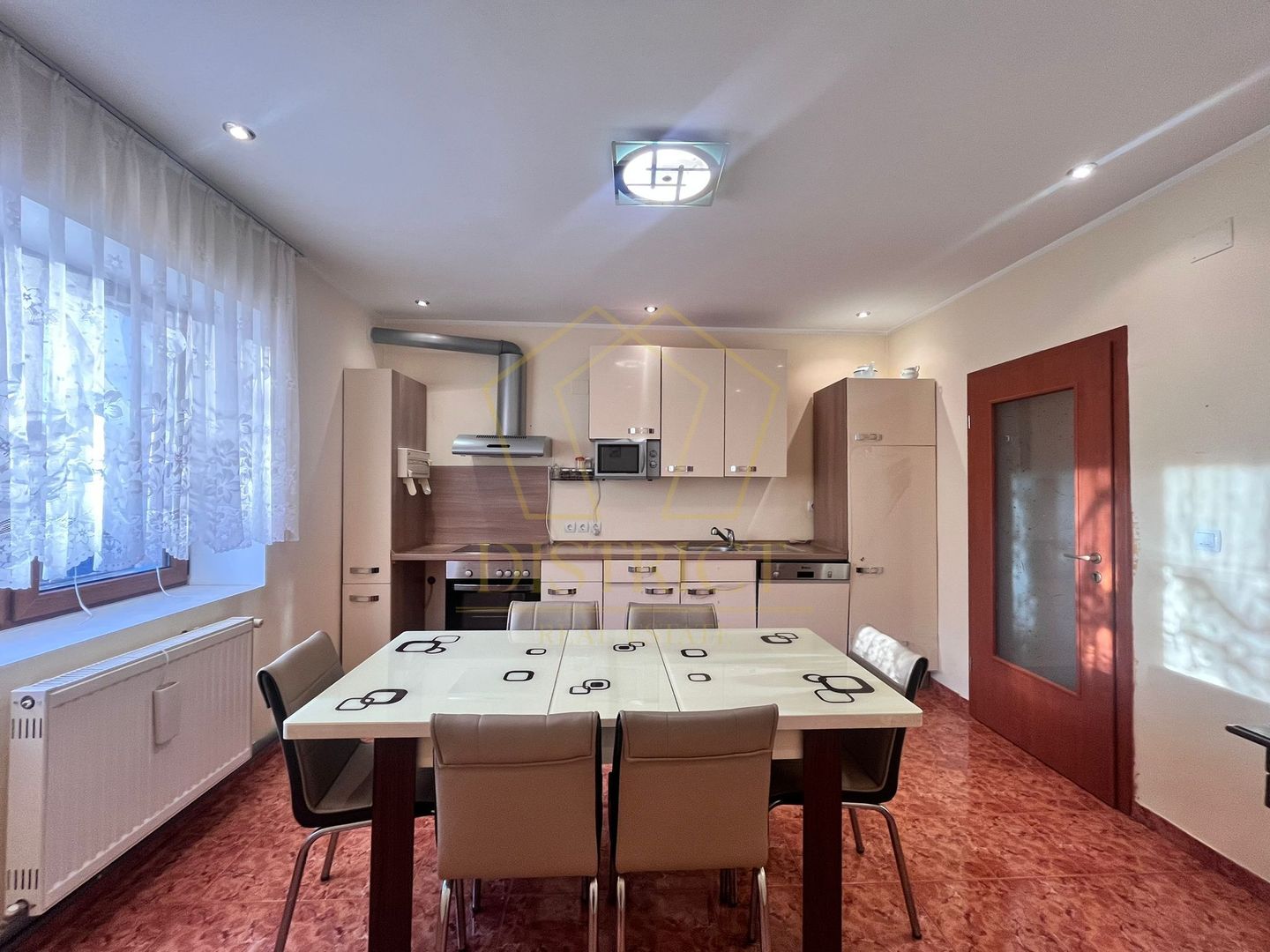 Casa spatioasa cu posibilitate SAD | Petfriendly | Ronat - Poză 5