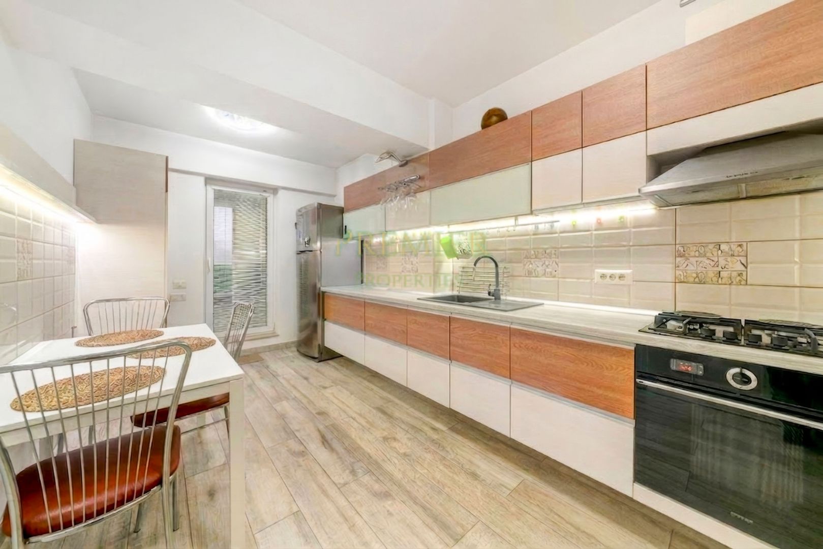 Penthouse cu terasă panoramică de 53 mp, garaj subteran – Sector 1,  an 2020 - Poză 16