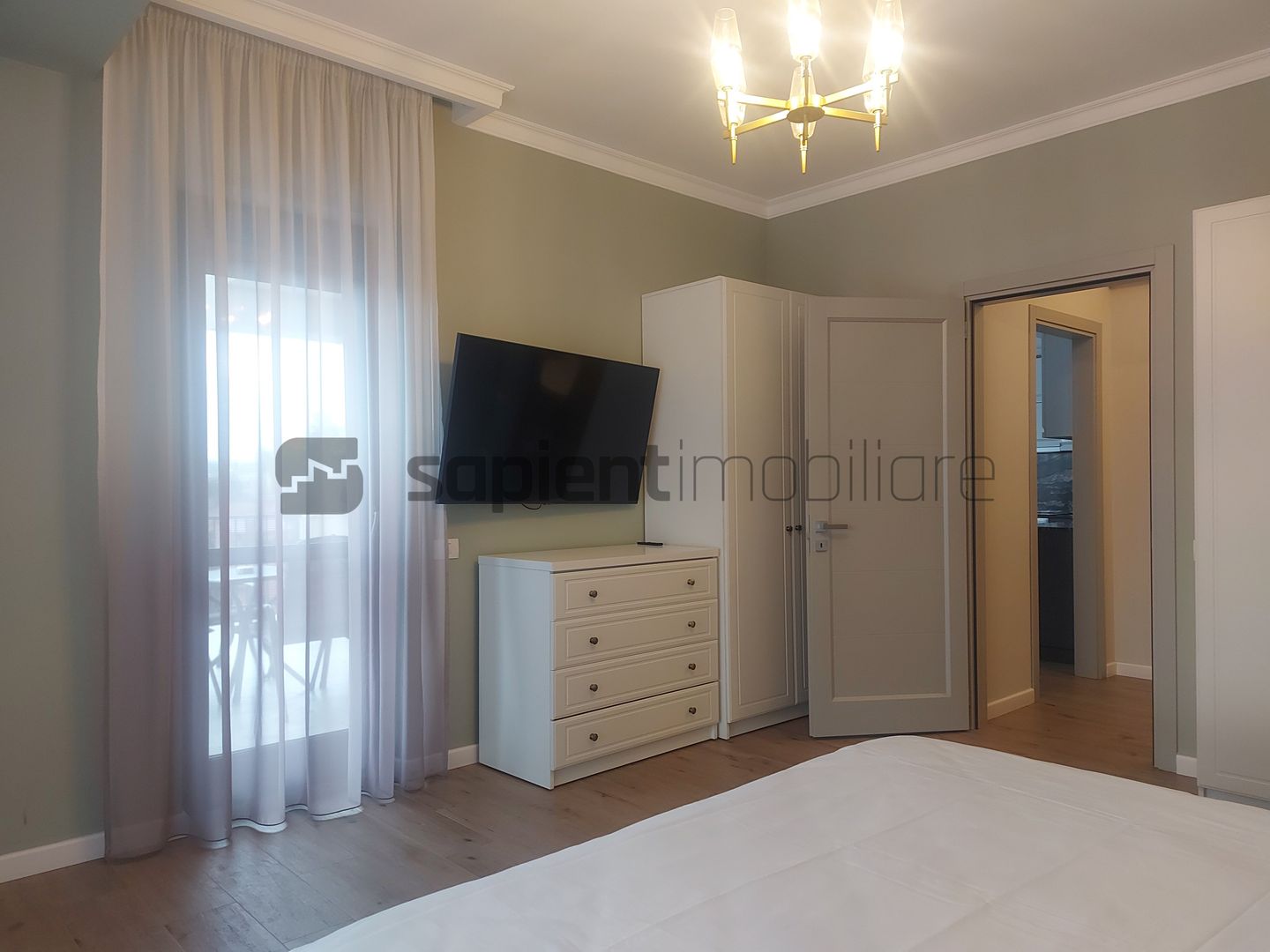 Ap.cu 3 camere lux, ultracentral - Poză 11