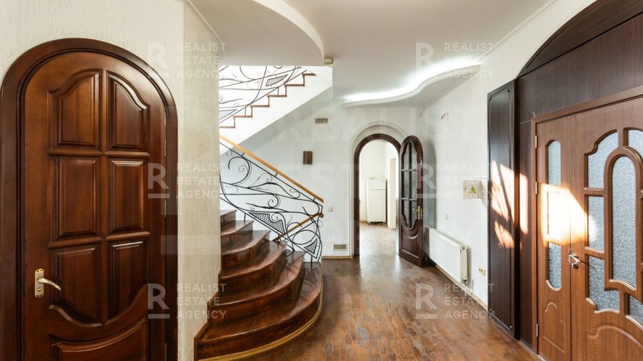 Chirie, oficiu, 4 nivele, 11 odăi, str. Mazililor, Botanica - Poză 24