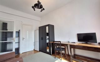 Garsoniera de vanzare  Zona Piata Romana - Poză 5