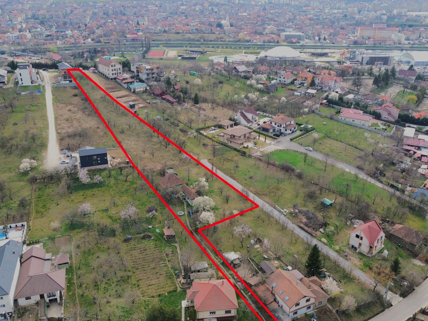 Teren Intravilan 4700 mp zona Piatra Craiului - Poză 3