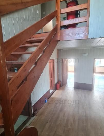 Proprietate in Cristian cu trei constructii+o fundatie,450000euro - Poză 37