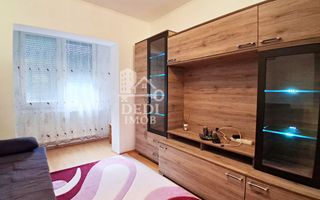 Apartament cu 3 camere de inchiriat zona Rogerius, Oradea - Poză 5