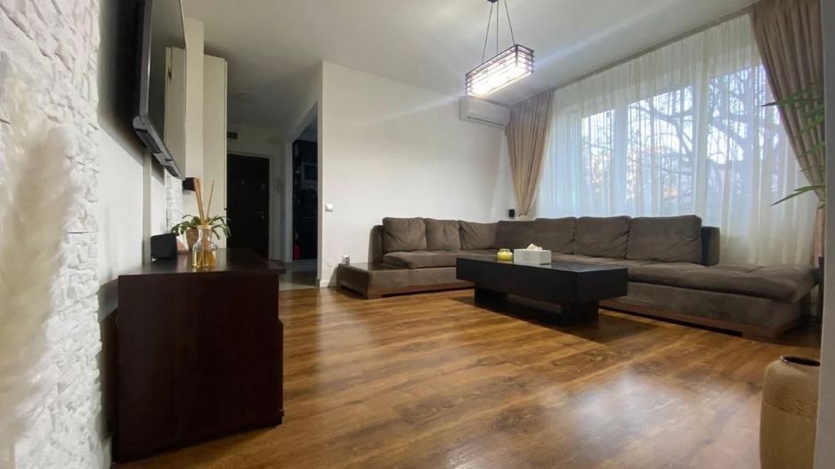 AP. 3 CAMERE 1 MAI, LOC PARCARE, MOBILAT MODERN, METROU 2 MINUTE - Poză 2