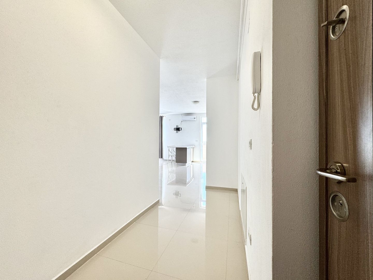 Apartament 2 camere Giroc zona Esso, bloc cu lift - Poză 23