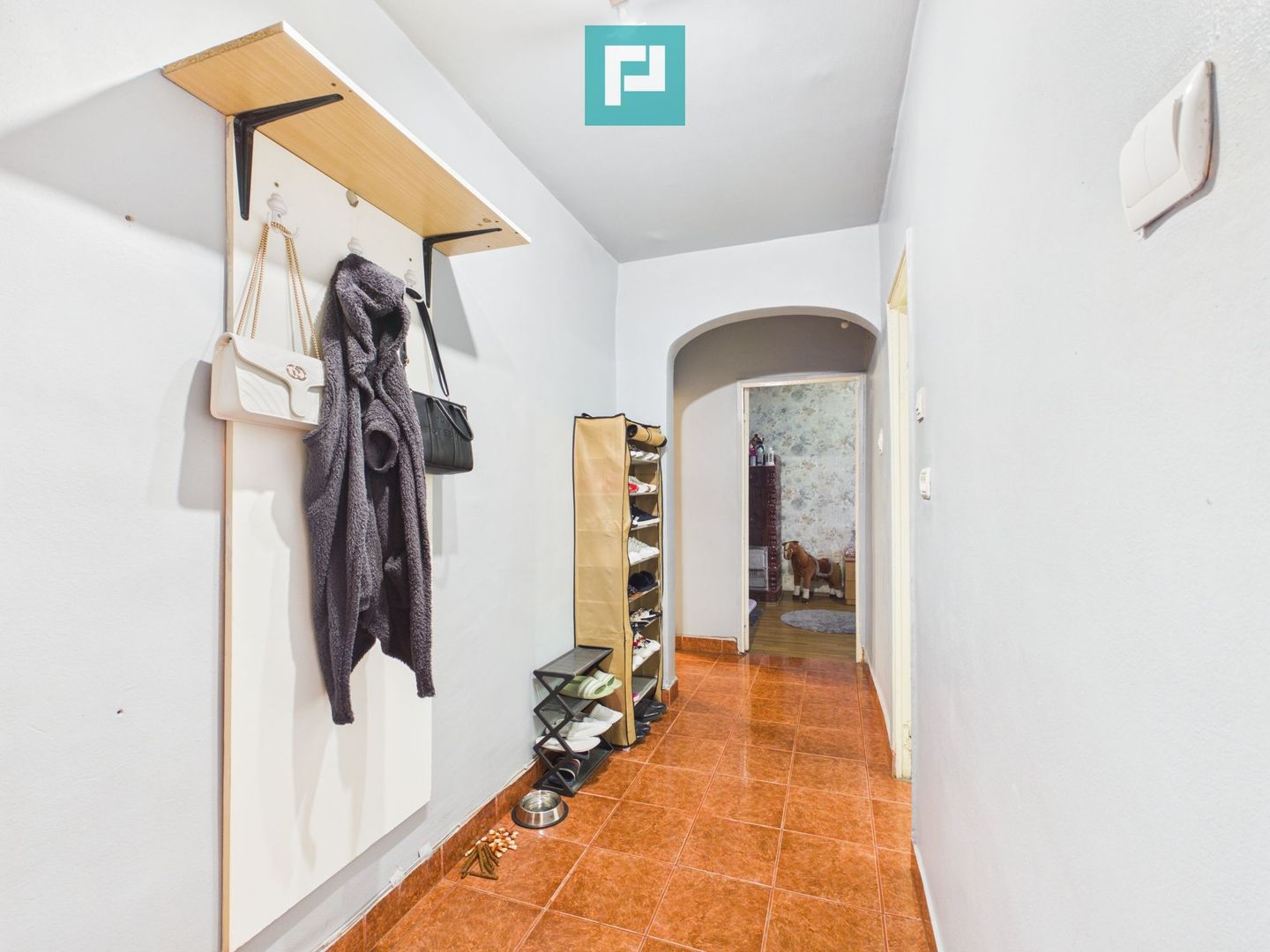 Apartament cu două camere, decomandat Lipova - Poză 7